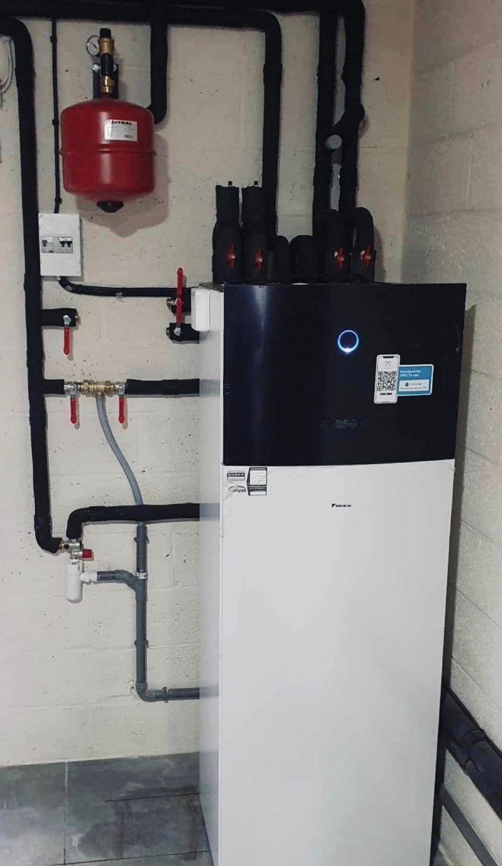 Réalisation pompe à chaleur air/eau DAIKIN Pas-de-Calais — Installation 10