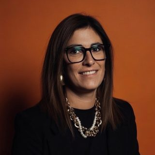 Clémence, Secrétariat et relation client chez Artois Énergies Renouvelables